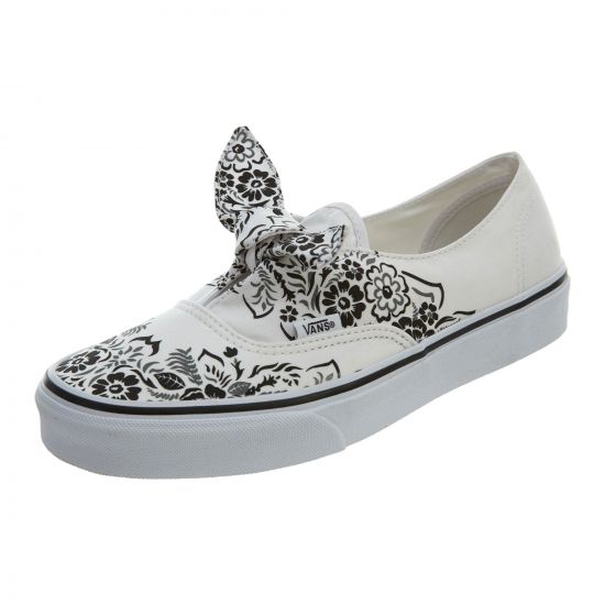 vans motif bandana