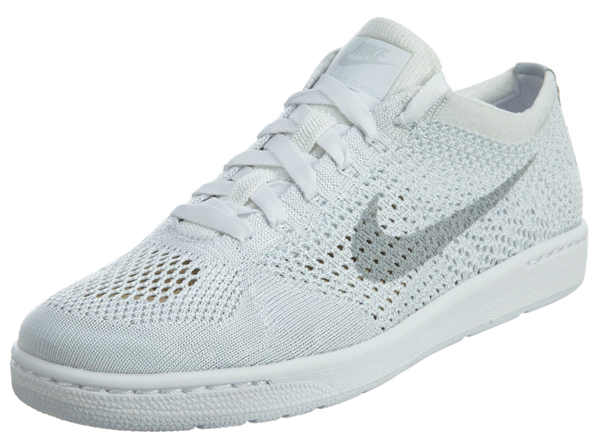 nike tennis classic flyknit