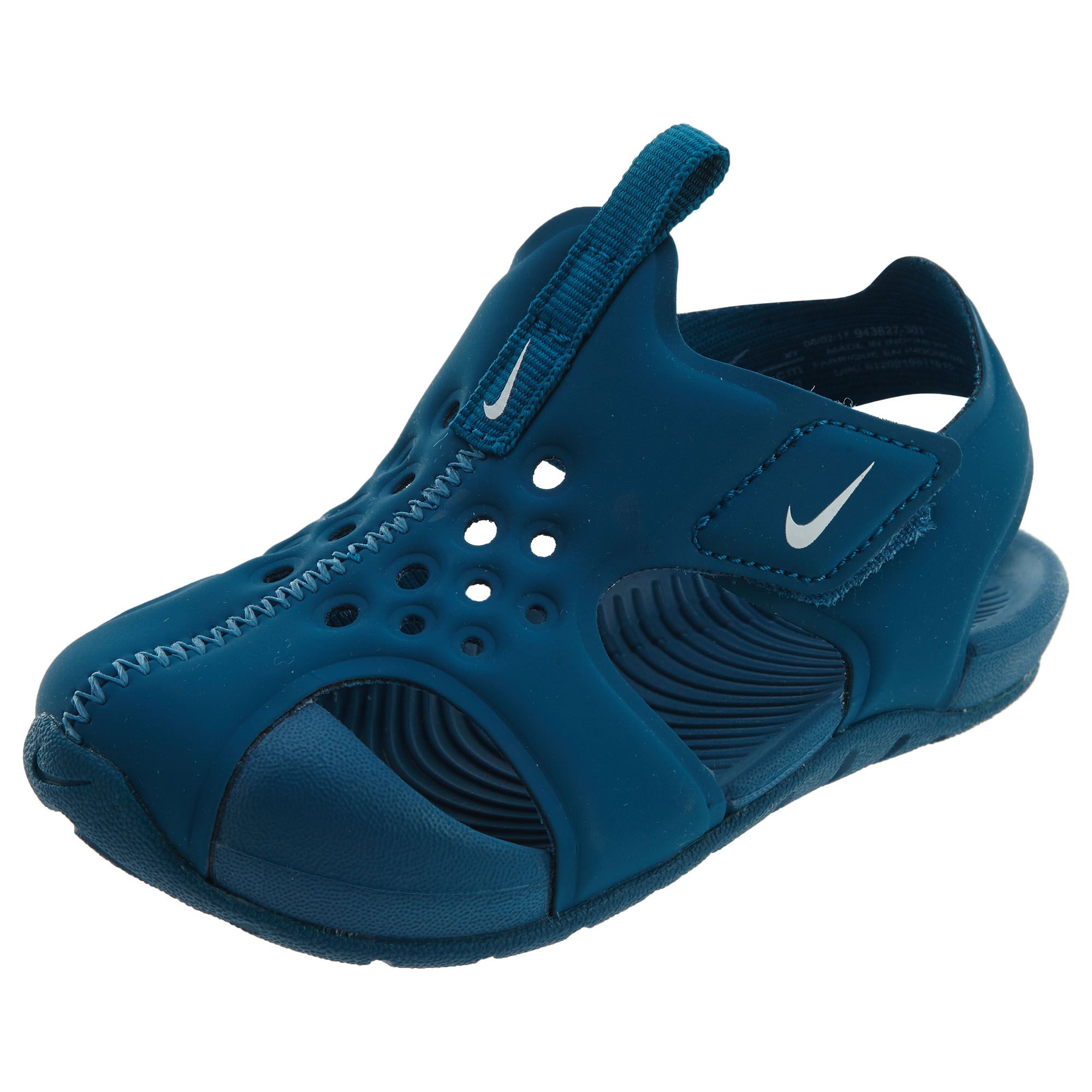 boys nike water shoes