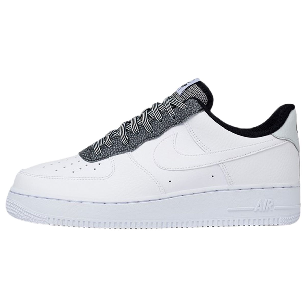 nike air force 1 lv8 4